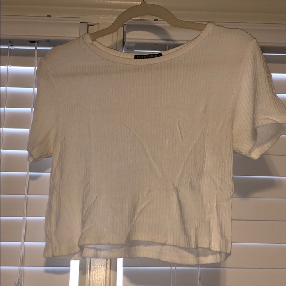 Brandy Melville crop top